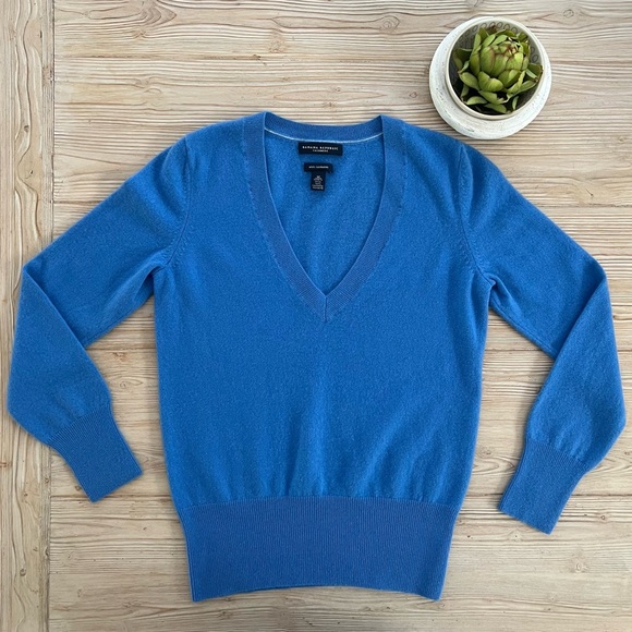 Banana Republic 100% Cashmere Blue V-Neck Sweater | Women’s Medium - Picture 3 of 6